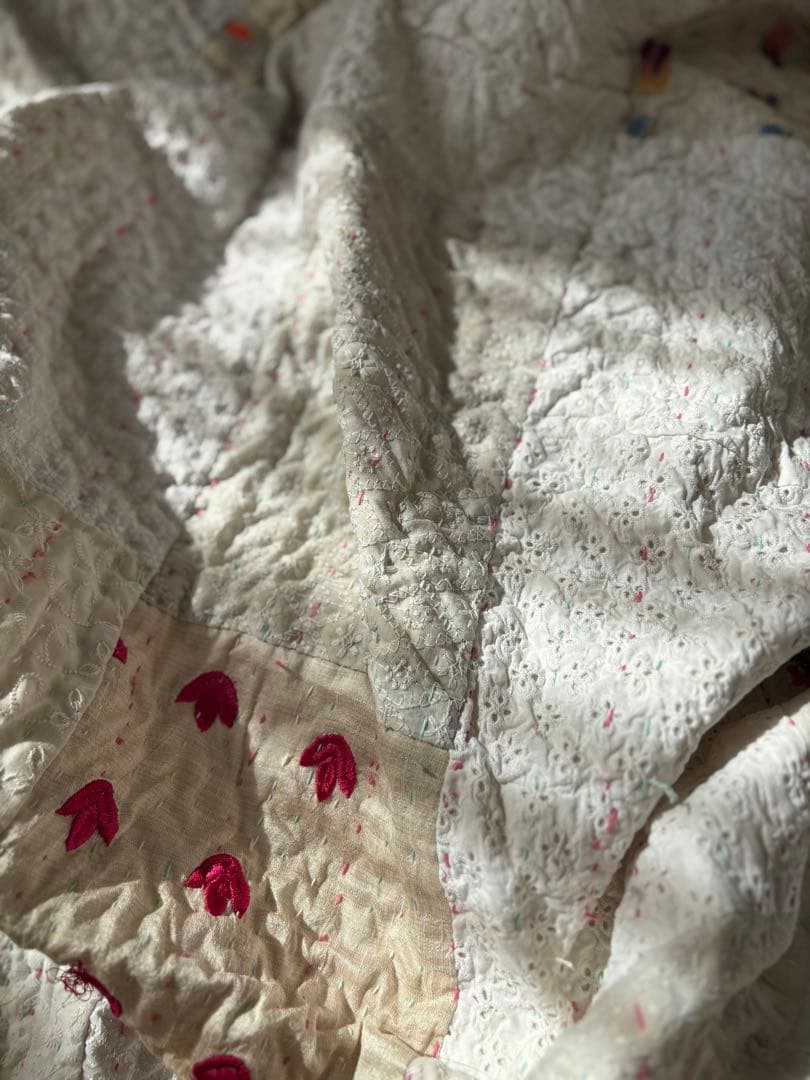 【稀少カラー】大判ラリーキルト　インド刺繍　カンタ　ヴィンテージ　パッチワーク