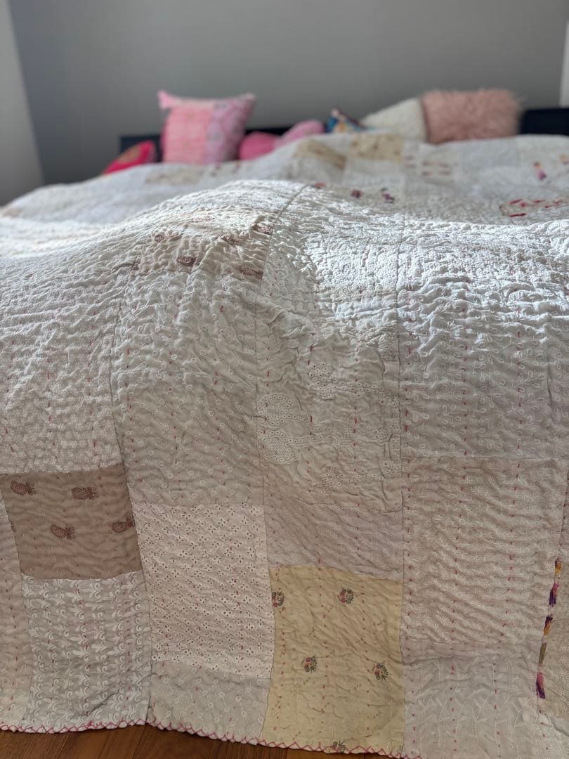 【稀少カラー】大判ラリーキルト　インド刺繍　カンタ　ヴィンテージ　パッチワーク