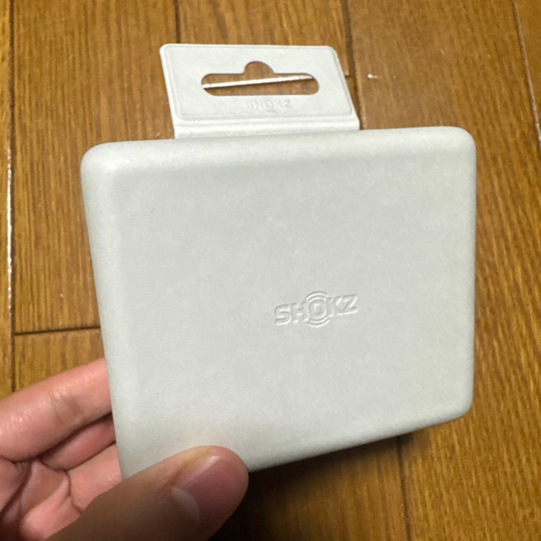 SHOKZ ワイヤレスイヤホン ブラック 充電ケース付き