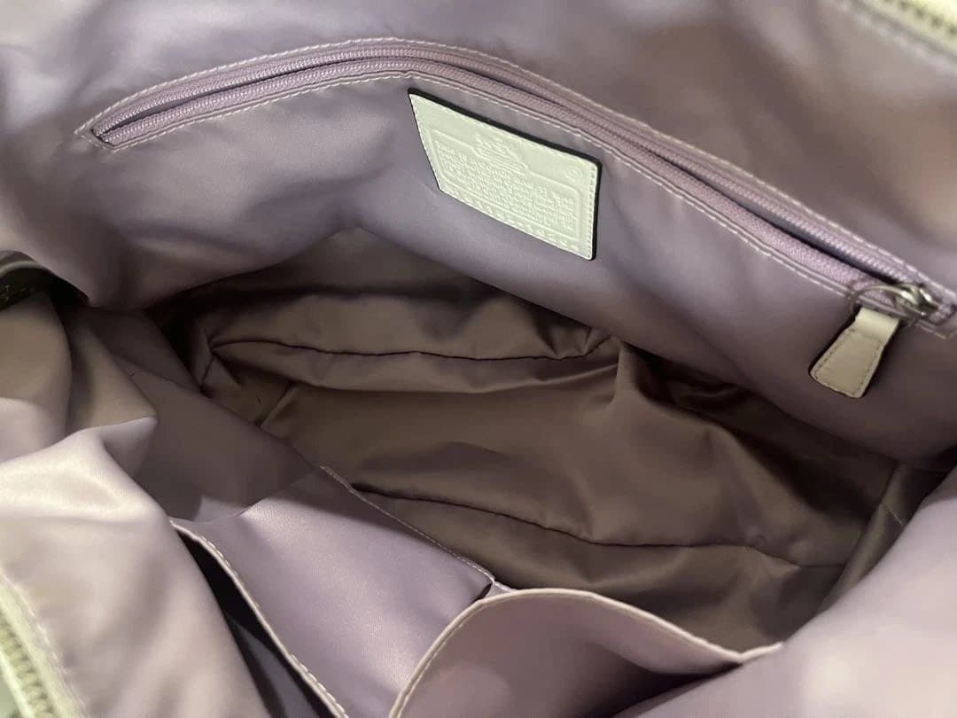 COACH プリーツ加工 ハンドバッグ ホワイト