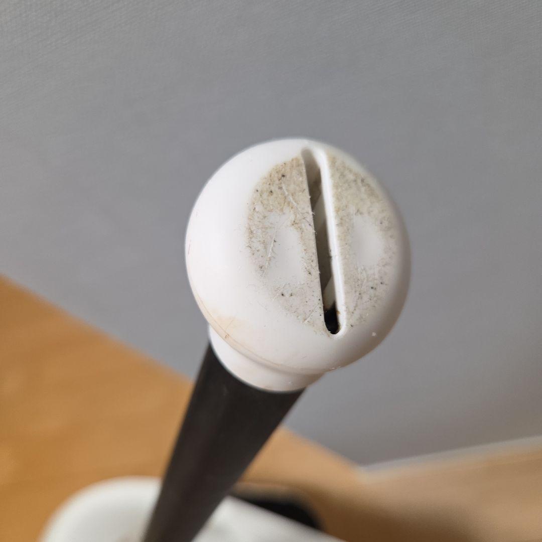 廃盤品【ベビービョルン】 ハイチェア　ホワイト　ハーネスなし