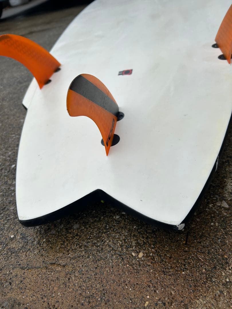 引き取り限定！ミッドレングス　サーフボード　225 58 6.0