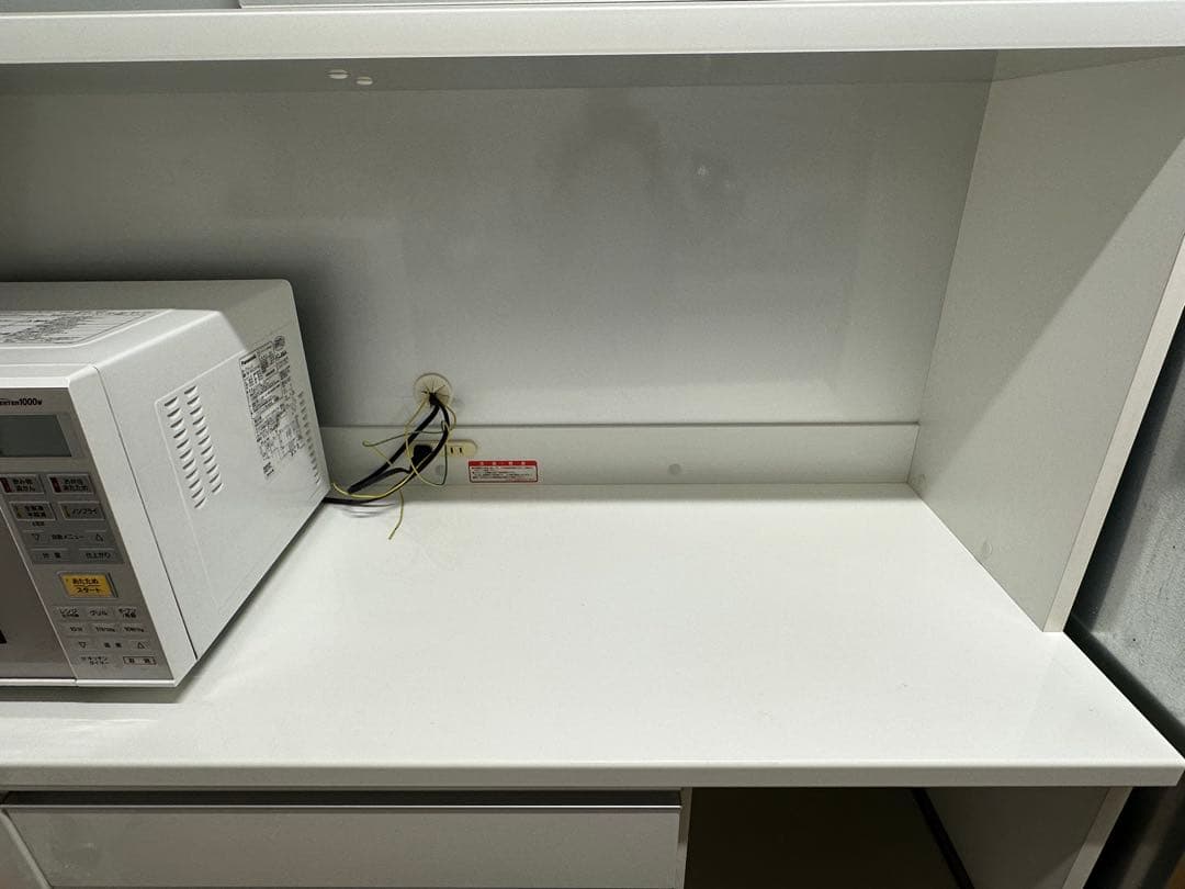 ニトリ食器棚　アルミナ２　W１４０㎝、H１９５㎝　2月22日まで