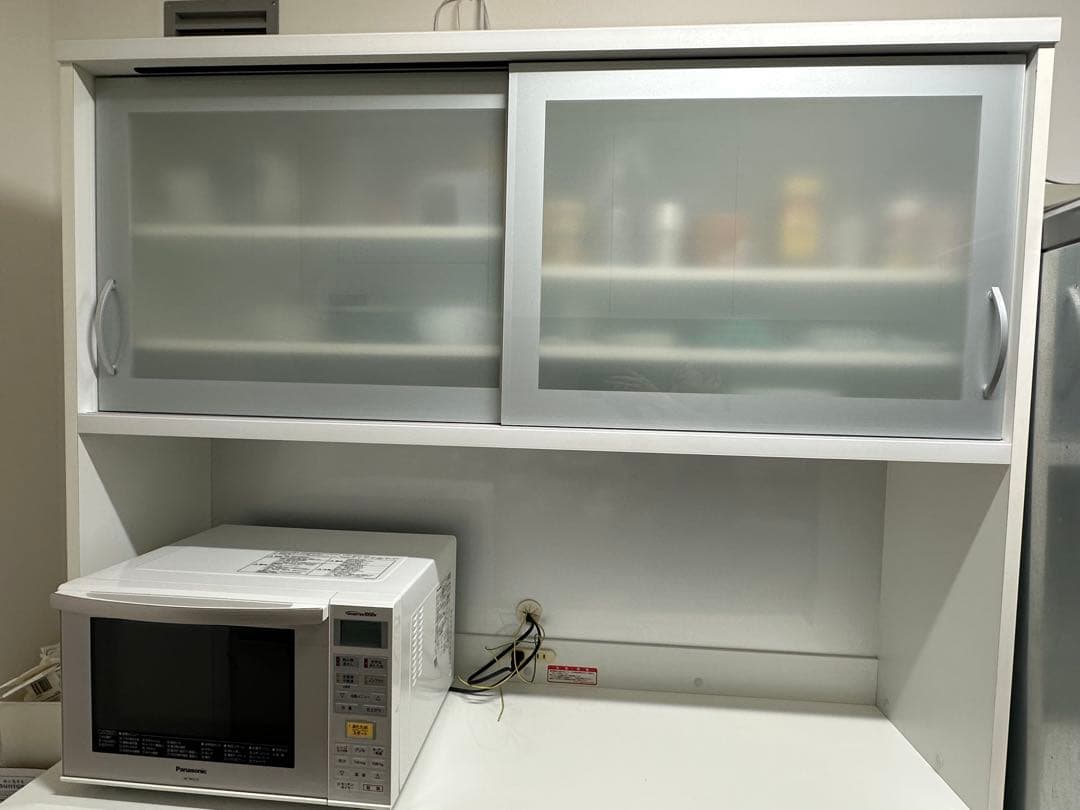 ニトリ食器棚　アルミナ２　W１４０㎝、H１９５㎝　2月22日まで