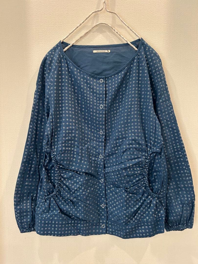 minä perhonen ドット柄 シャツ