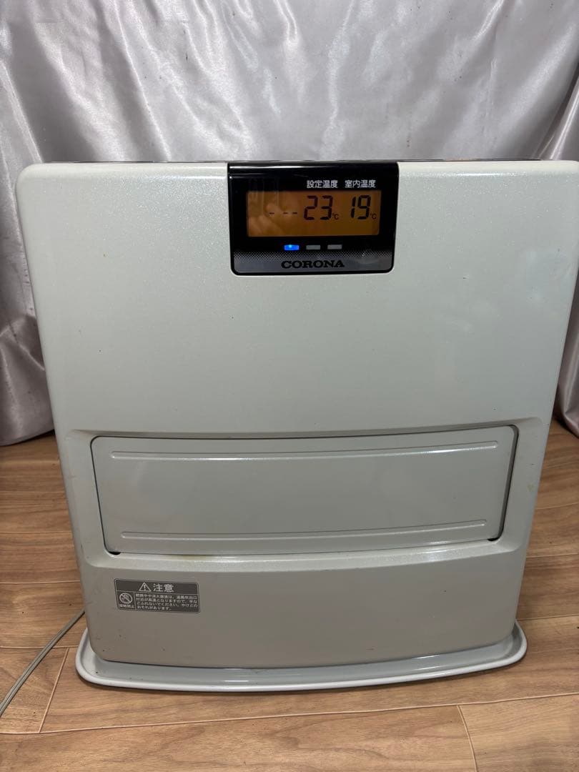 菅111 使用少　お勧め　コロナ石油ファンヒーター　〜13畳