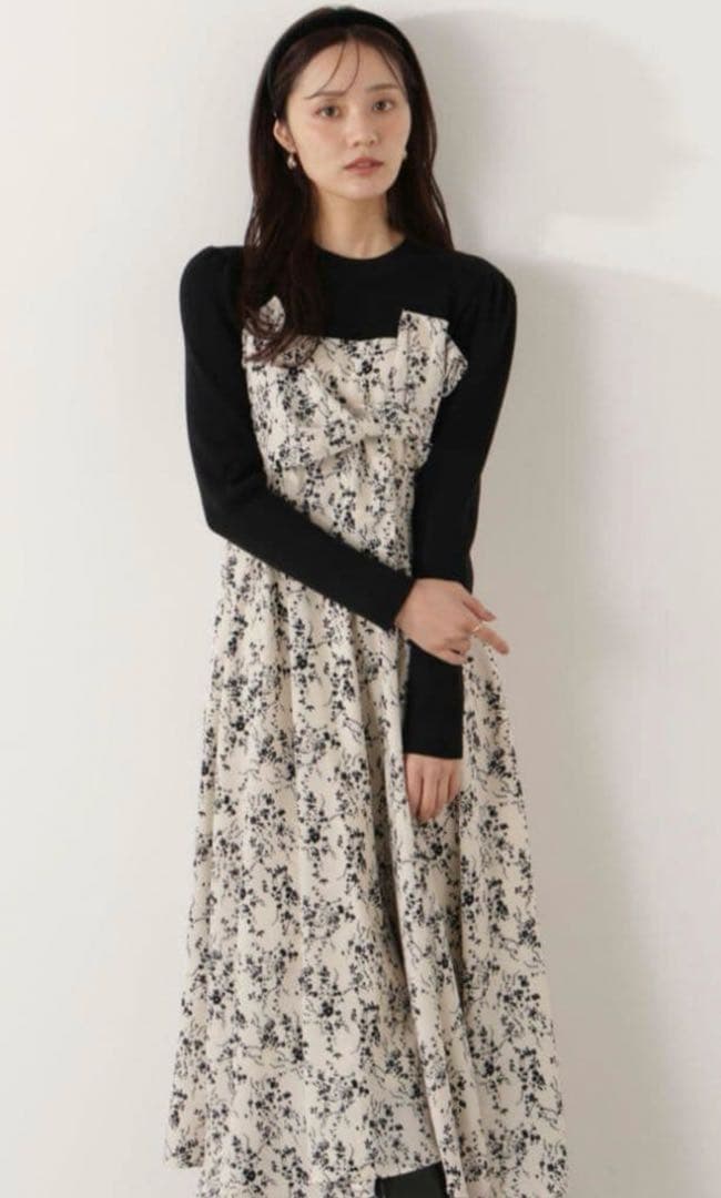 プロポーションボディドレッシング　フロントリボン花柄ドッキングワンピース