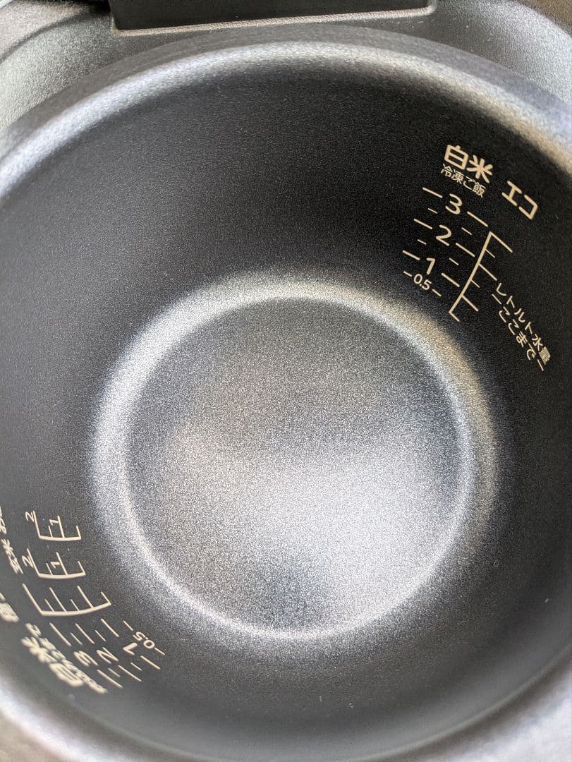 TIGER　タイガー　炊飯器　2025年製