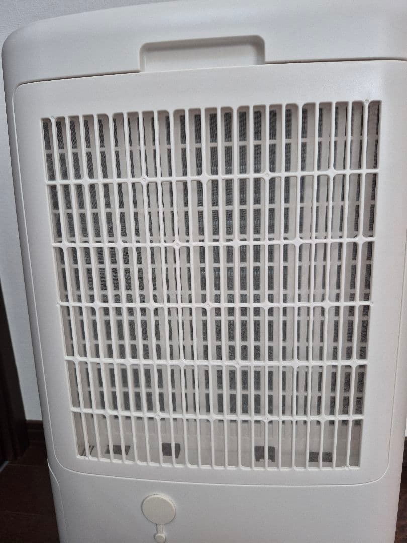 【期間限定値下げ】SHARP 除湿機 CV-L180-W