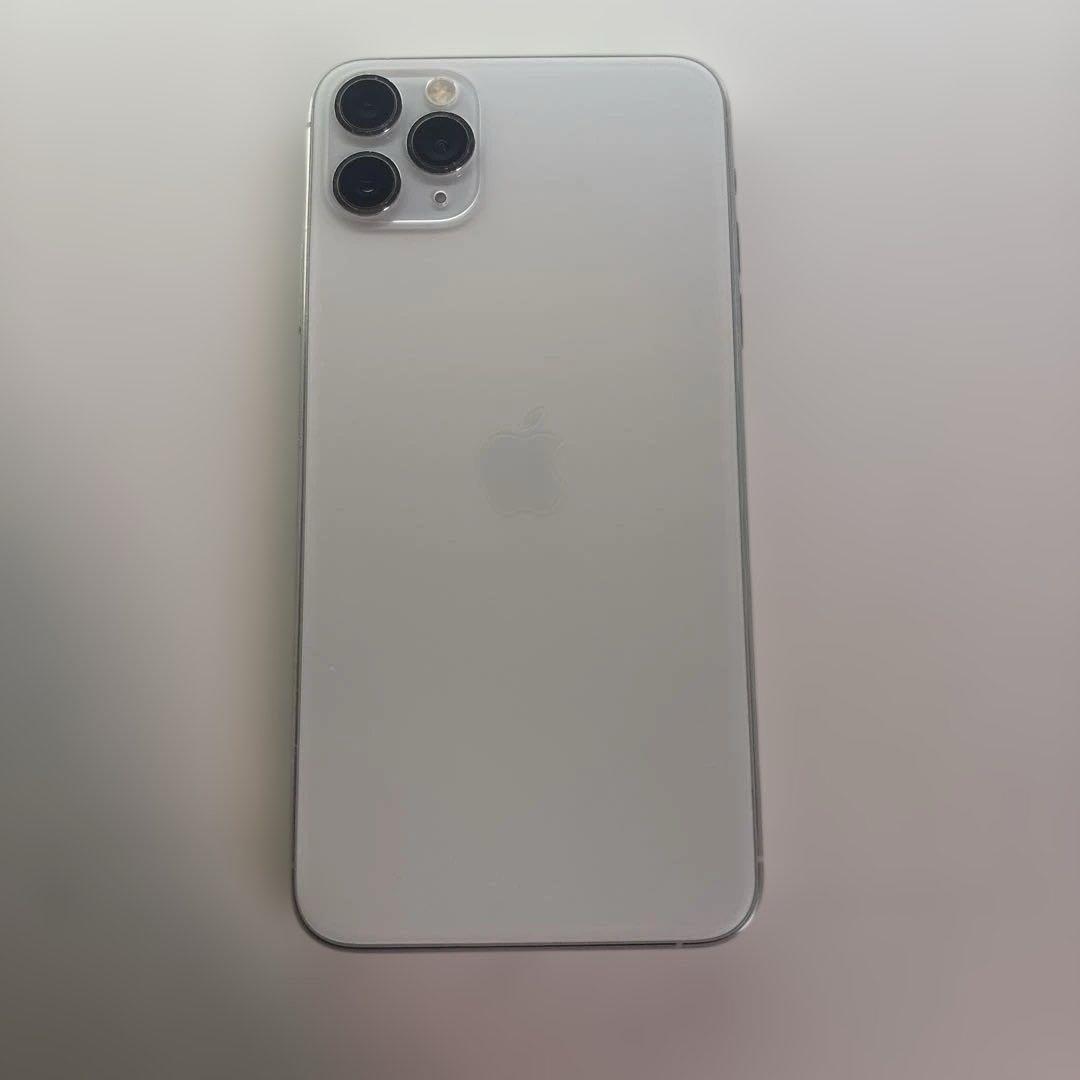 【美品】iPhone11 ProMax/シルバー/256GB/本体/SIMフリー