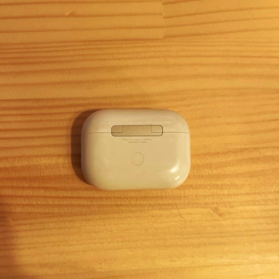 0*様 Apple AirPods Pro 第2世代 本体 Lightning