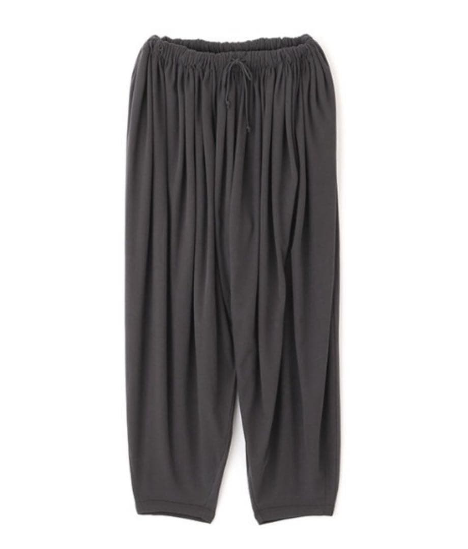 ウエストギャザーバルーンカットパンツ