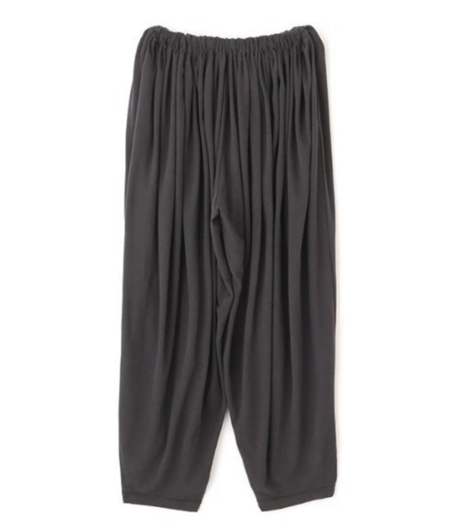 ウエストギャザーバルーンカットパンツ