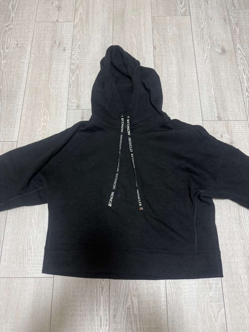 は*ん様 モンクレール　クロップド　オーバーサイズ　パーカー　ブラック　黒　s