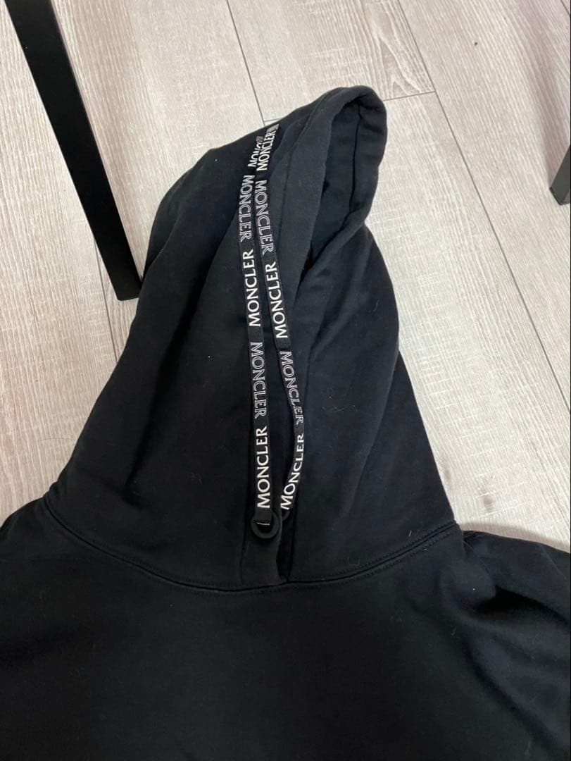 は*ん様 モンクレール　クロップド　オーバーサイズ　パーカー　ブラック　黒　s