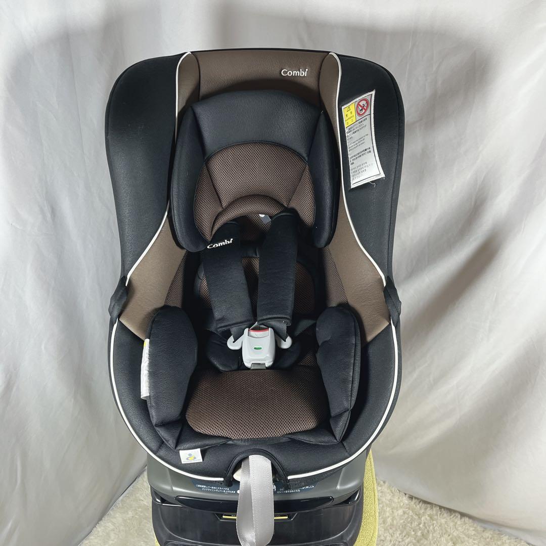Combi コンビ ゼウスターンユーロ 回転式チャイルドシート 新生児〜ブラック