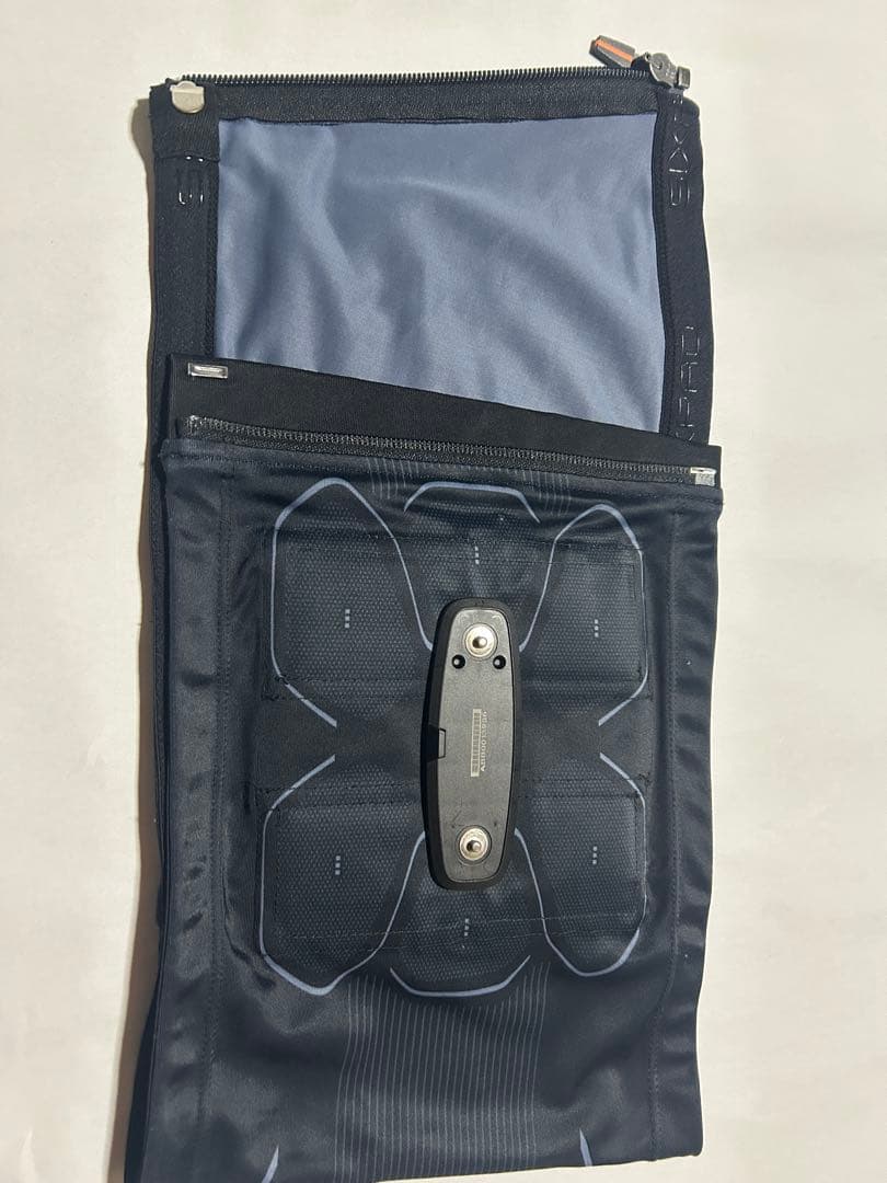 SIXPAD トレーニング USBケーブル付き