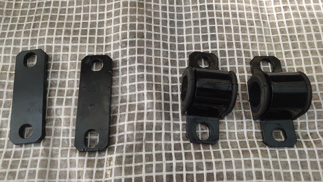 年末最終 これでどうだ価格破壊アルファード30系クスコ製 リア スタビライザー