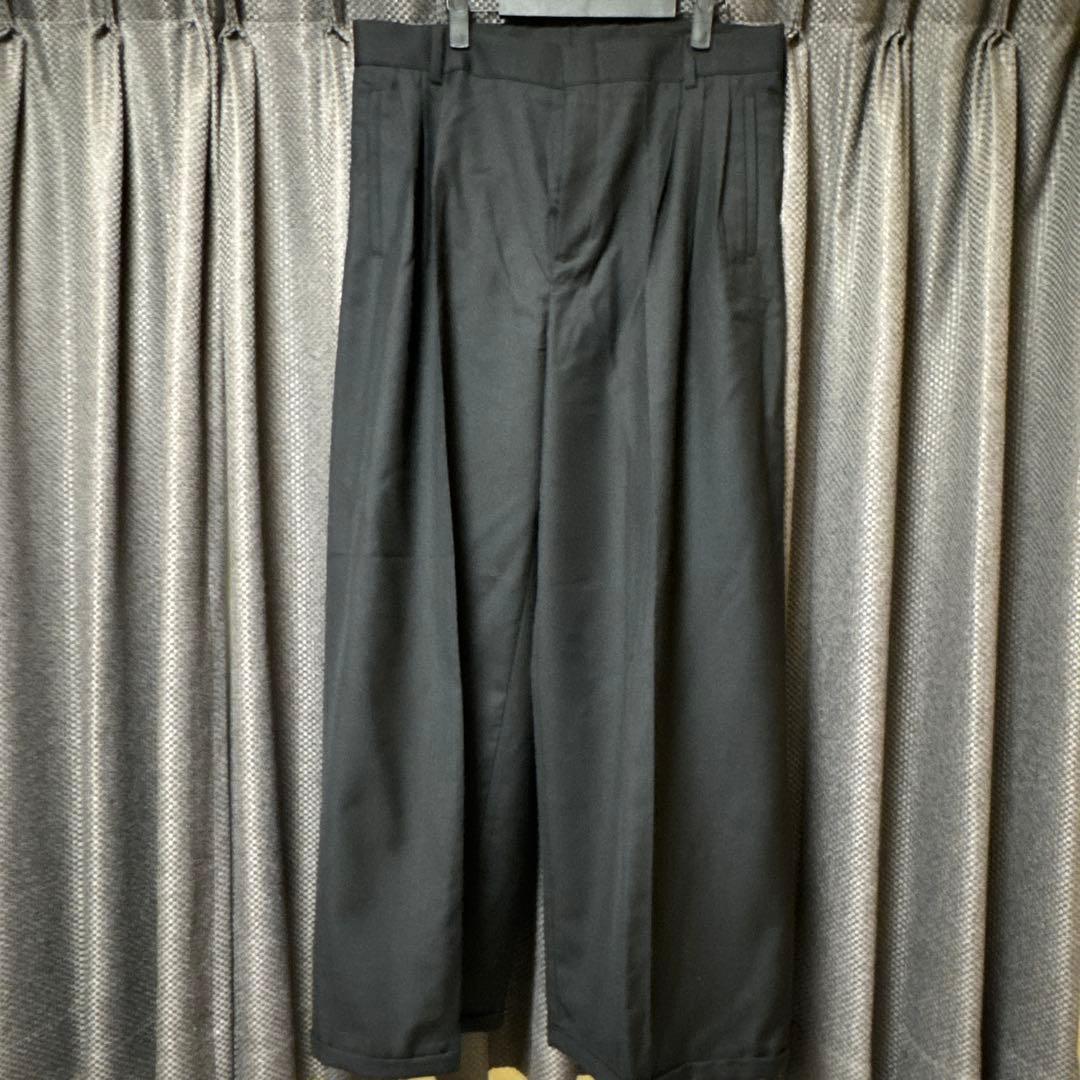 COS プリーツウールワイドレッグパンツ ブラック　52