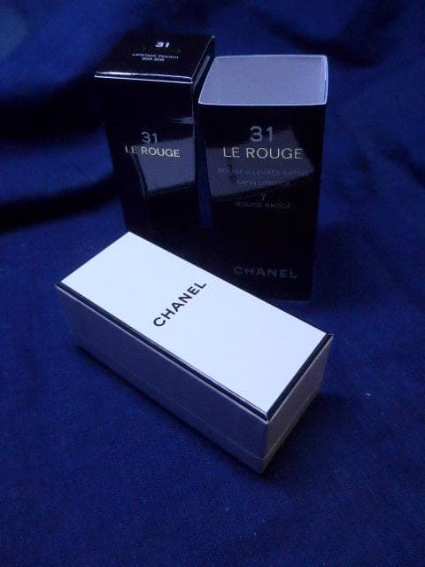 冬の新製品　シャネル トランテアン ル ルージュ 7 ルージュ ブロデ／ポーチ付