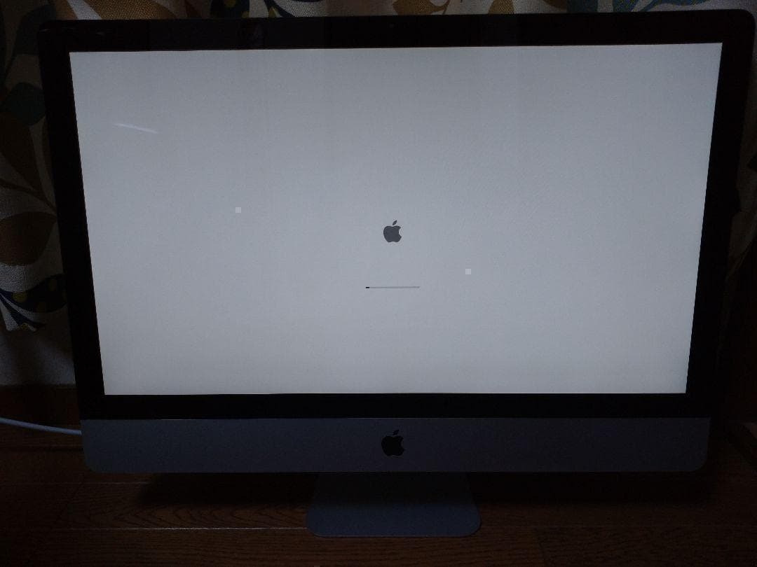 Macデスクトップ APPLE IMAC MC813J/A