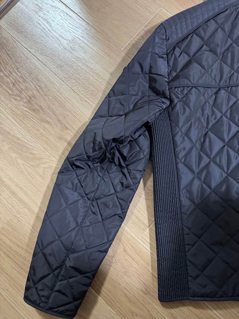 【極美品】PRADA ブラック キルティング ダウンジャケットブラックプラダ50