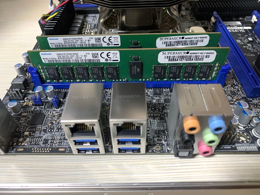 マザーボード Supermicro X10SRA + E5-2609v4 + RAM32GB