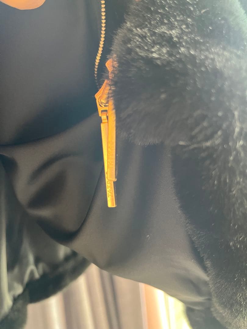 新品未使用♡TATRAS YUMOLAフード付きフェイクファーブルゾン