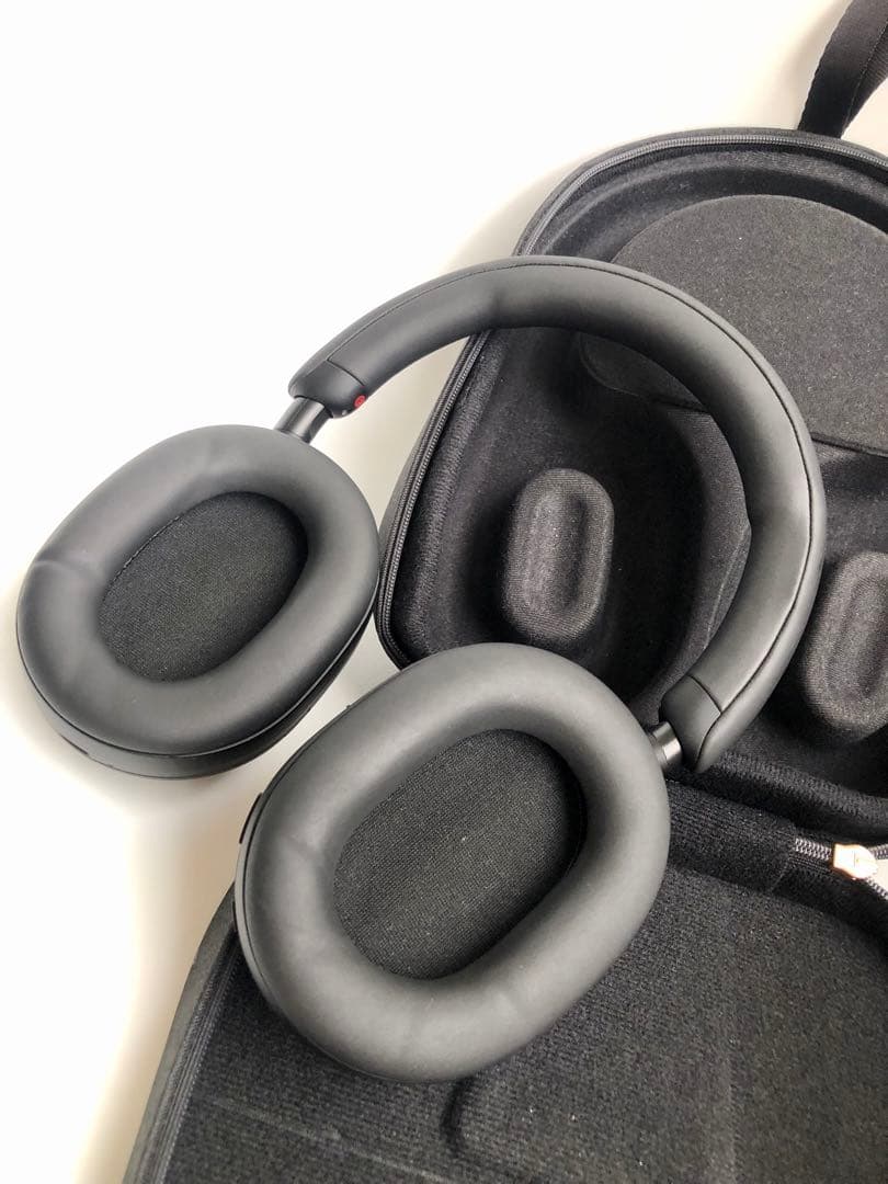 Sony WH1000XM5 ブラック ワイヤレスノイズキャンセリングヘッドホン