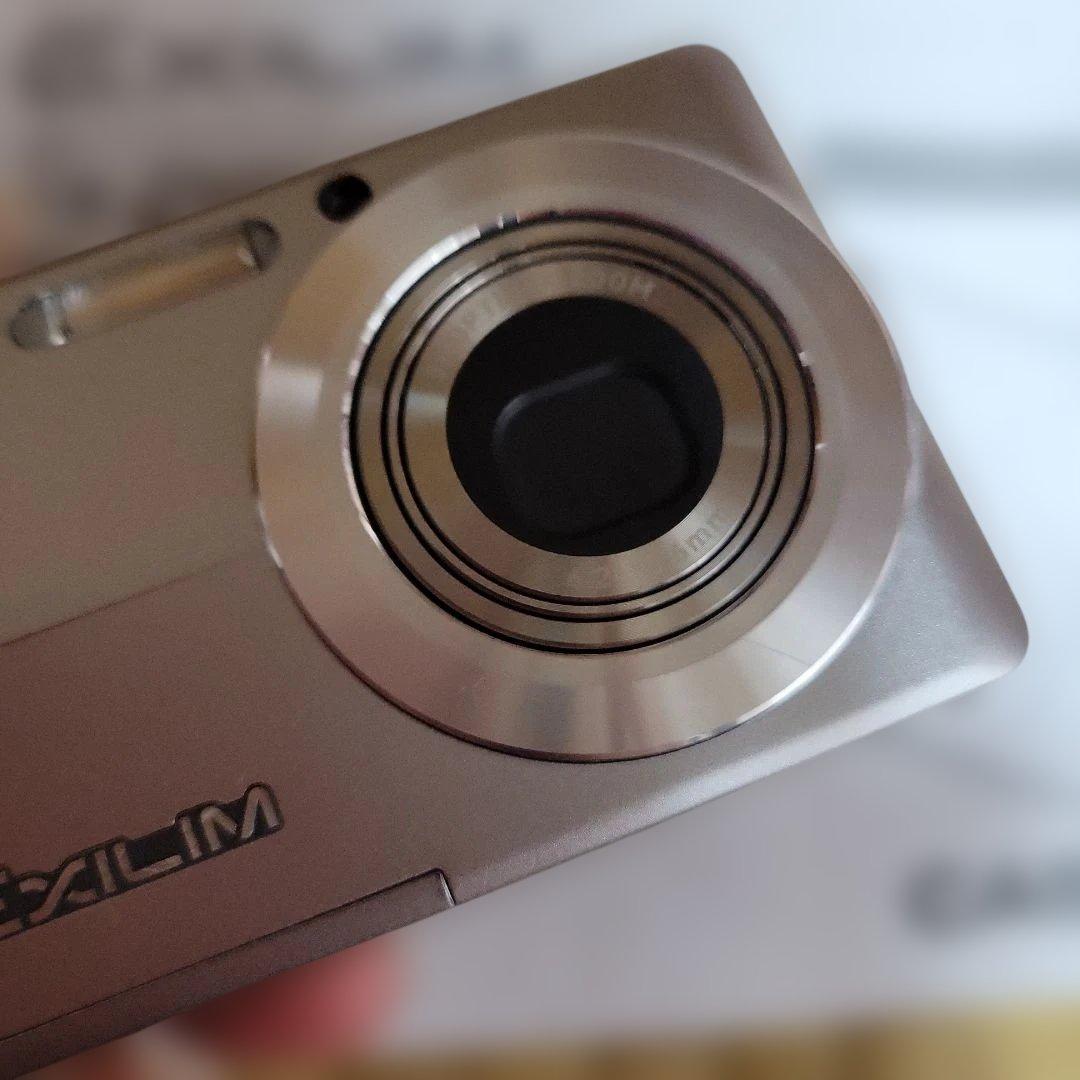 CASIO EXILIM EX-2500 液晶デジタルカメラ SD、充電器付き