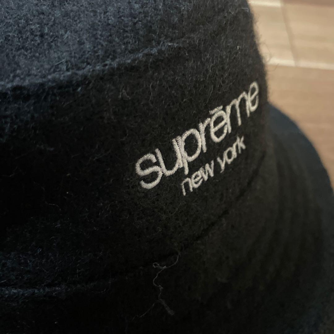 シュプリーム×ハリスツイード 21AWClassic Logo Crusher