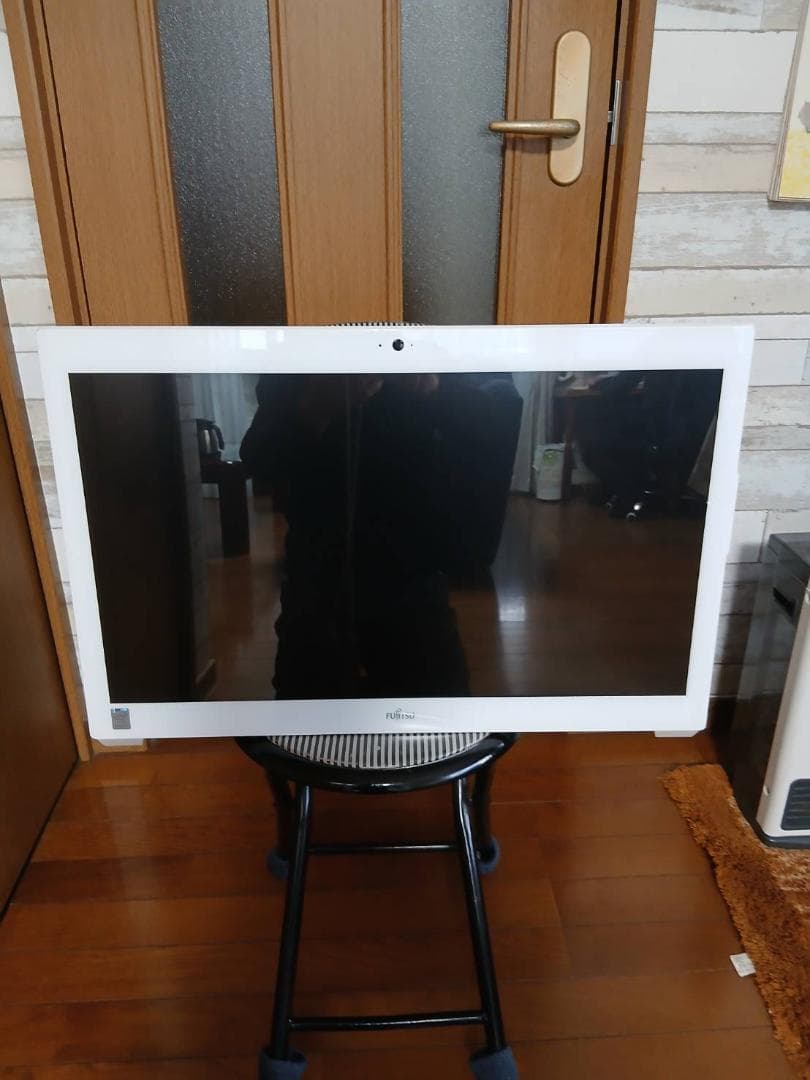 富士通一体型デスクパソコン FMV ESPRIMO WH53/S