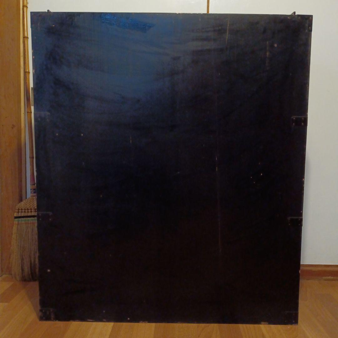 渋い箪笥です。