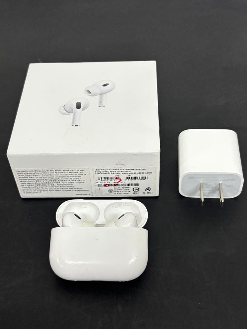 18935 AirPods Pro (第2世代) A2698/2699