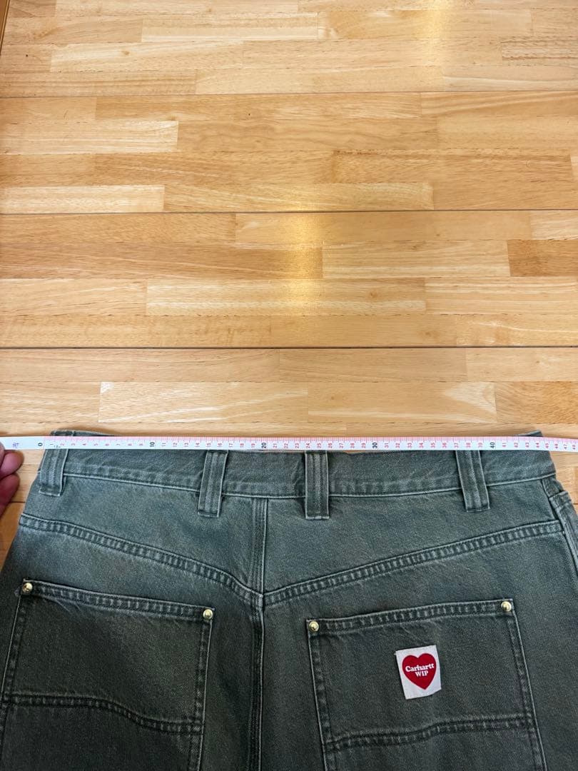 大人気Carhartt WIPのナッシュダブルニーパンツ　カーキ