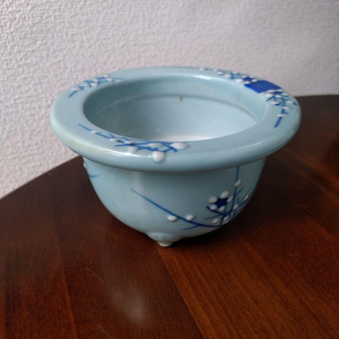 瀬戸　青磁梅花文　植木鉢　骨董