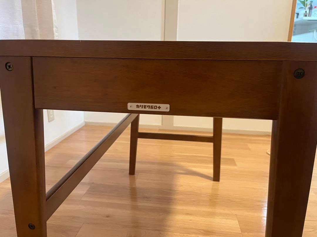 【レンガ様】カリモク60 デスク