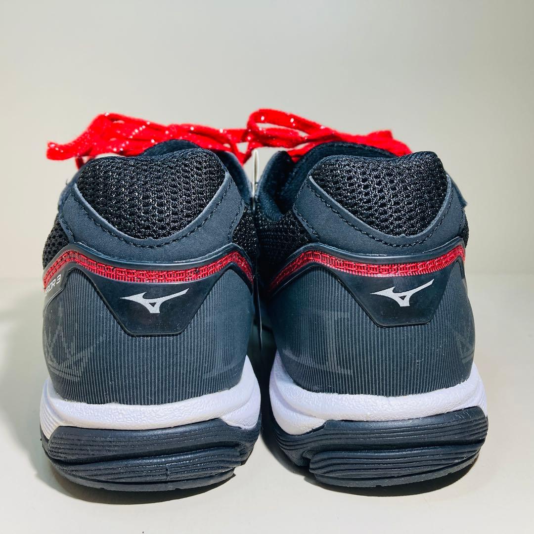 とおる 新品未使用ダMIZUNOミズノ ウェーブエンペラー3 26.0cm