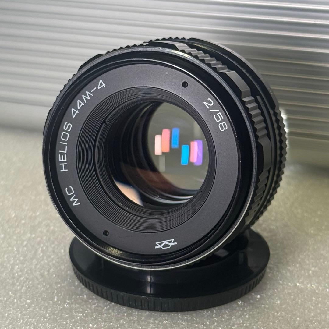 HELIOS 44M-4 58mm F2 M42マウント ぐるぐるボケ