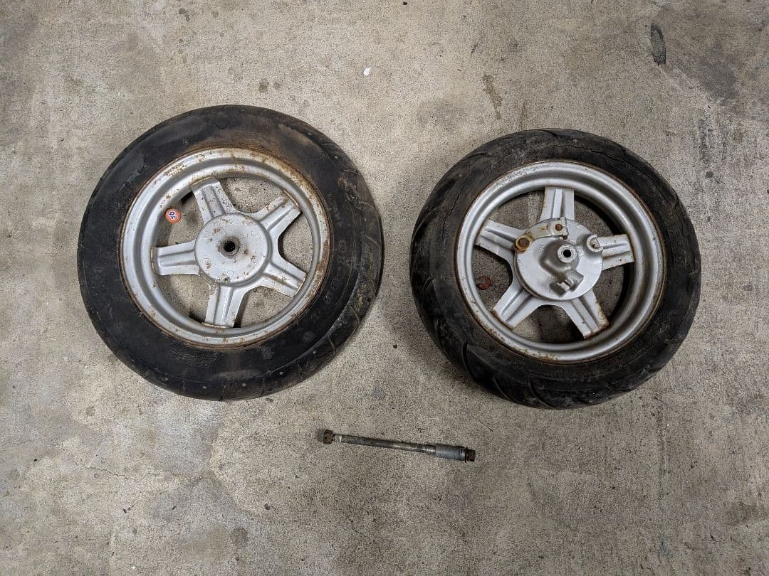 希少‼️　ヤマハ　マリック50 前後ホイールセット 流用に是非!