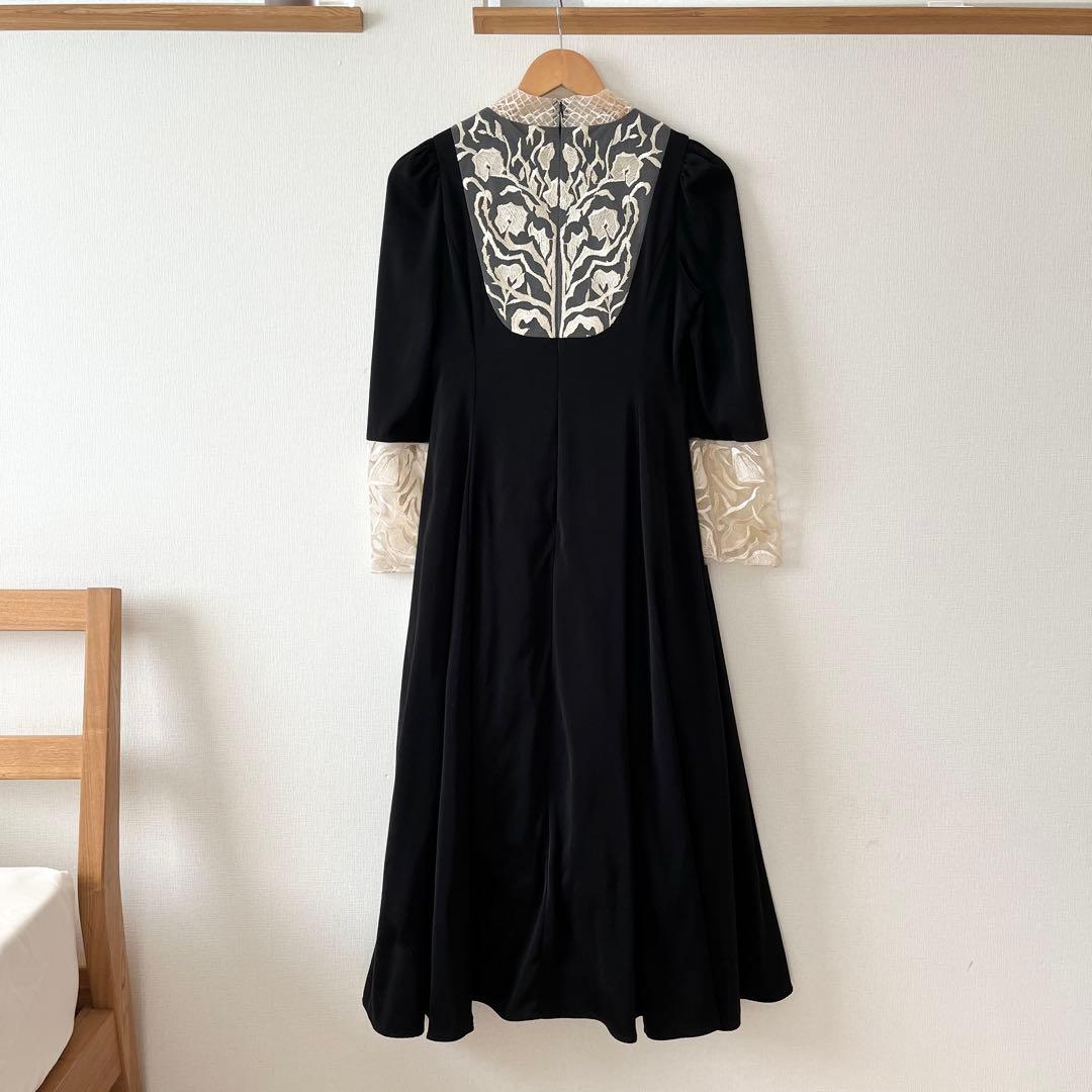 【M size】etoll. バック刺繍フレアドレス