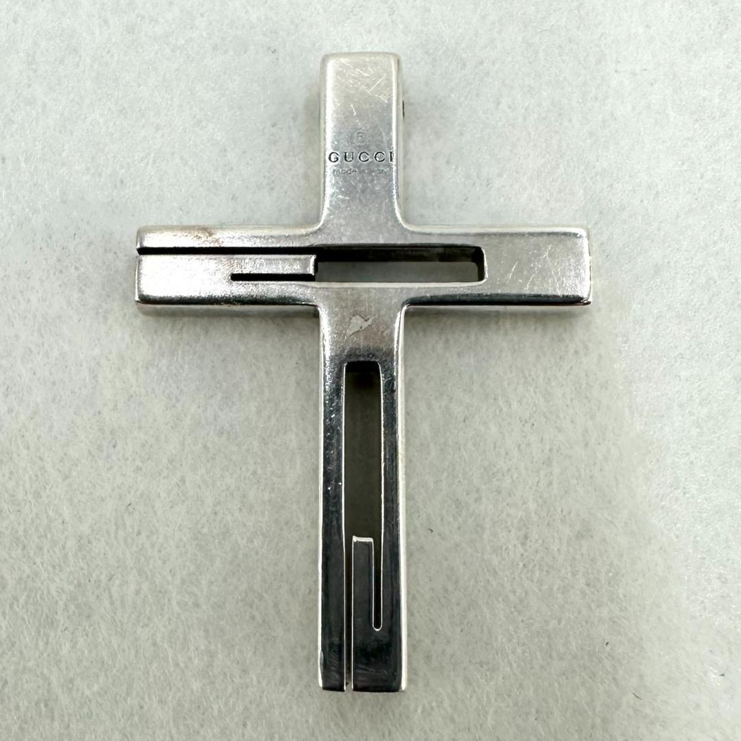GUCCI グッチ Gクロスモチーフ Gロゴ ネックレストップ チャーム