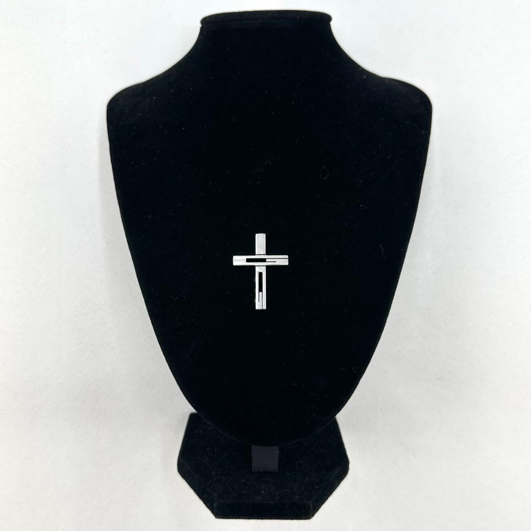 GUCCI グッチ Gクロスモチーフ Gロゴ ネックレストップ チャーム