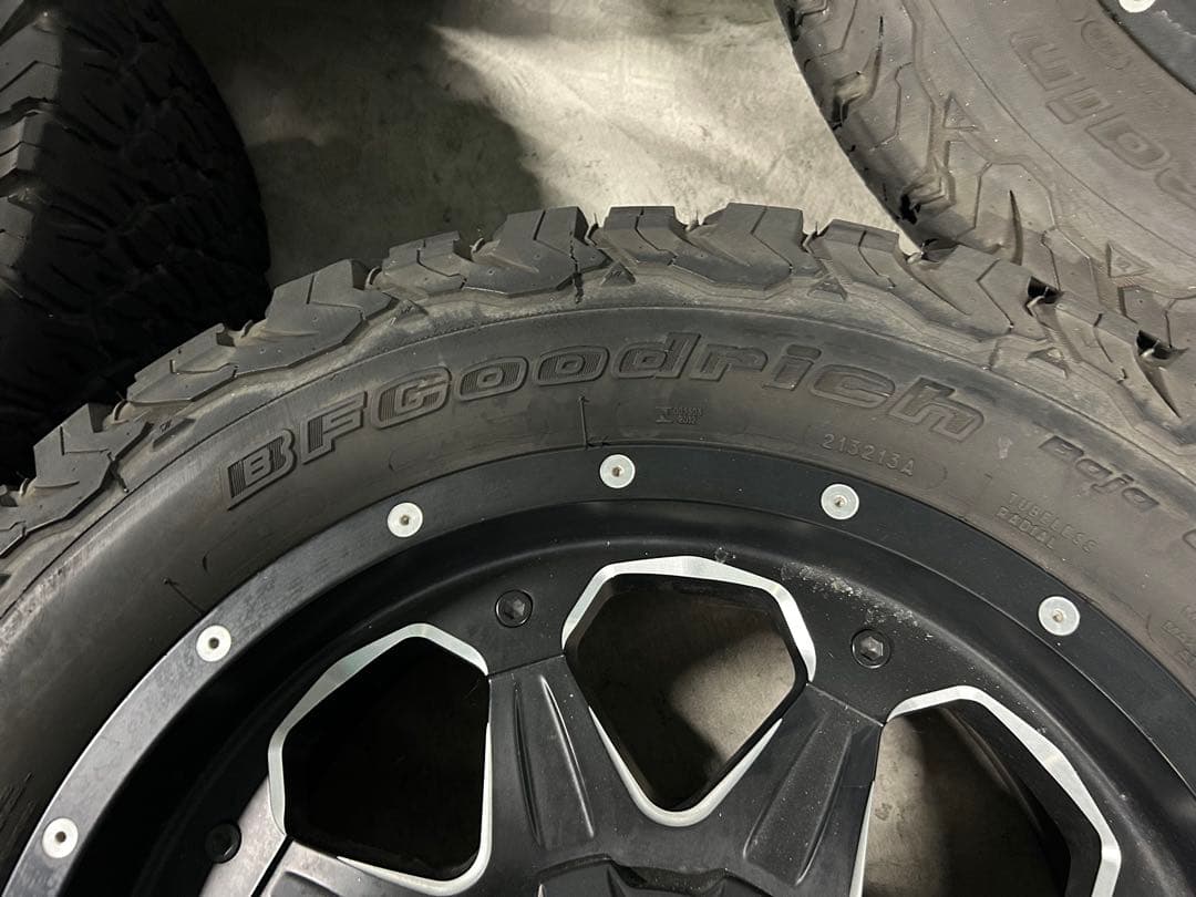 12/26迄限定値下げ❗️FUEL20inch 285/55r20 4本 タンドラ