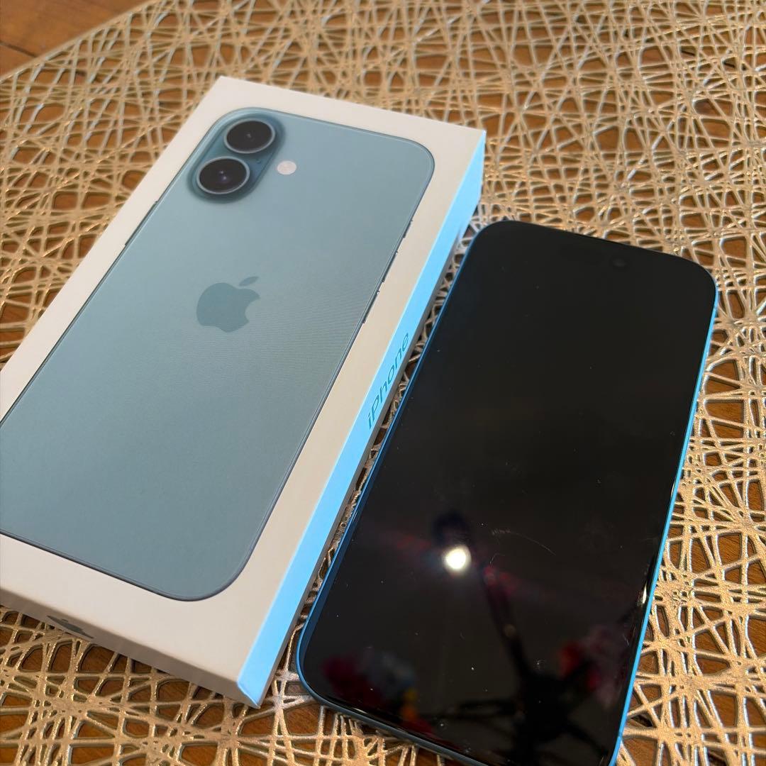 九喇痲さん専用【美品】Apple iPhone 16 ティール 256GB