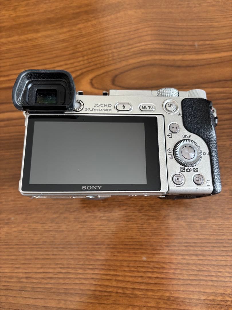 SONY α6000 レンズ交換式ミラーレス一眼カメラ