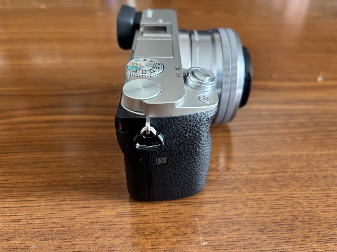 SONY α6000 レンズ交換式ミラーレス一眼カメラ