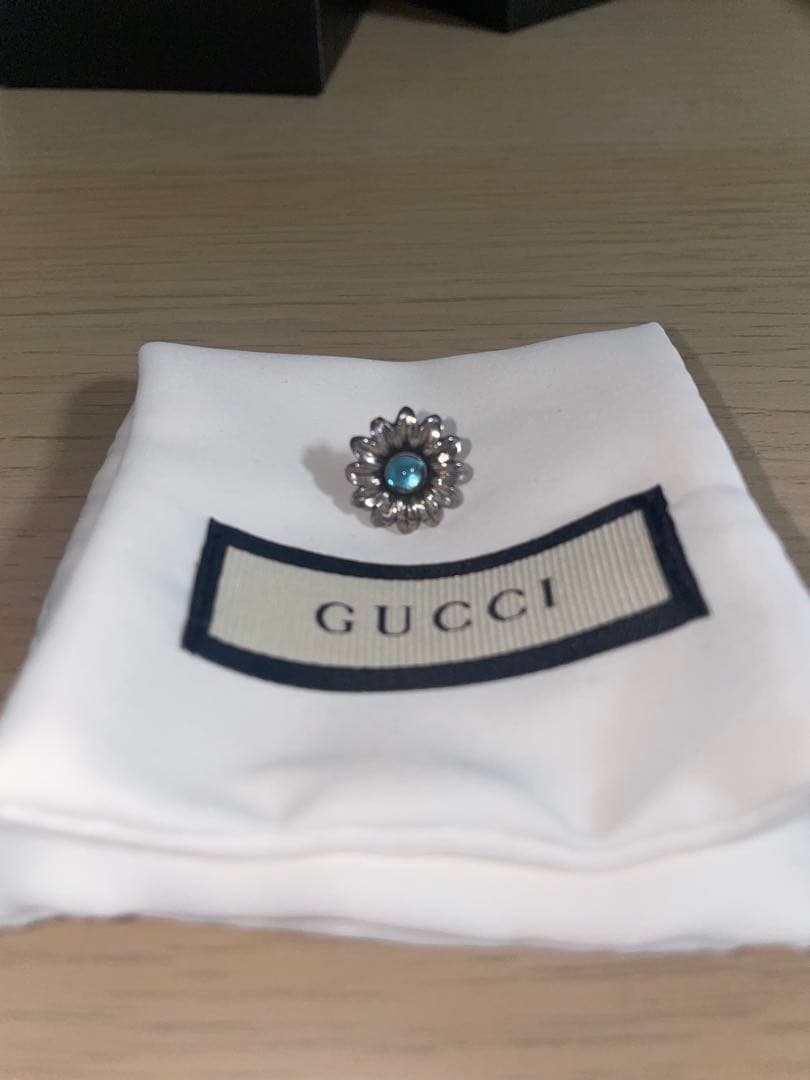 GUCCI フラワー 花 ピアス ブルー