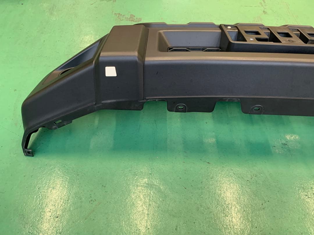 ジムニー　フロントバンパー