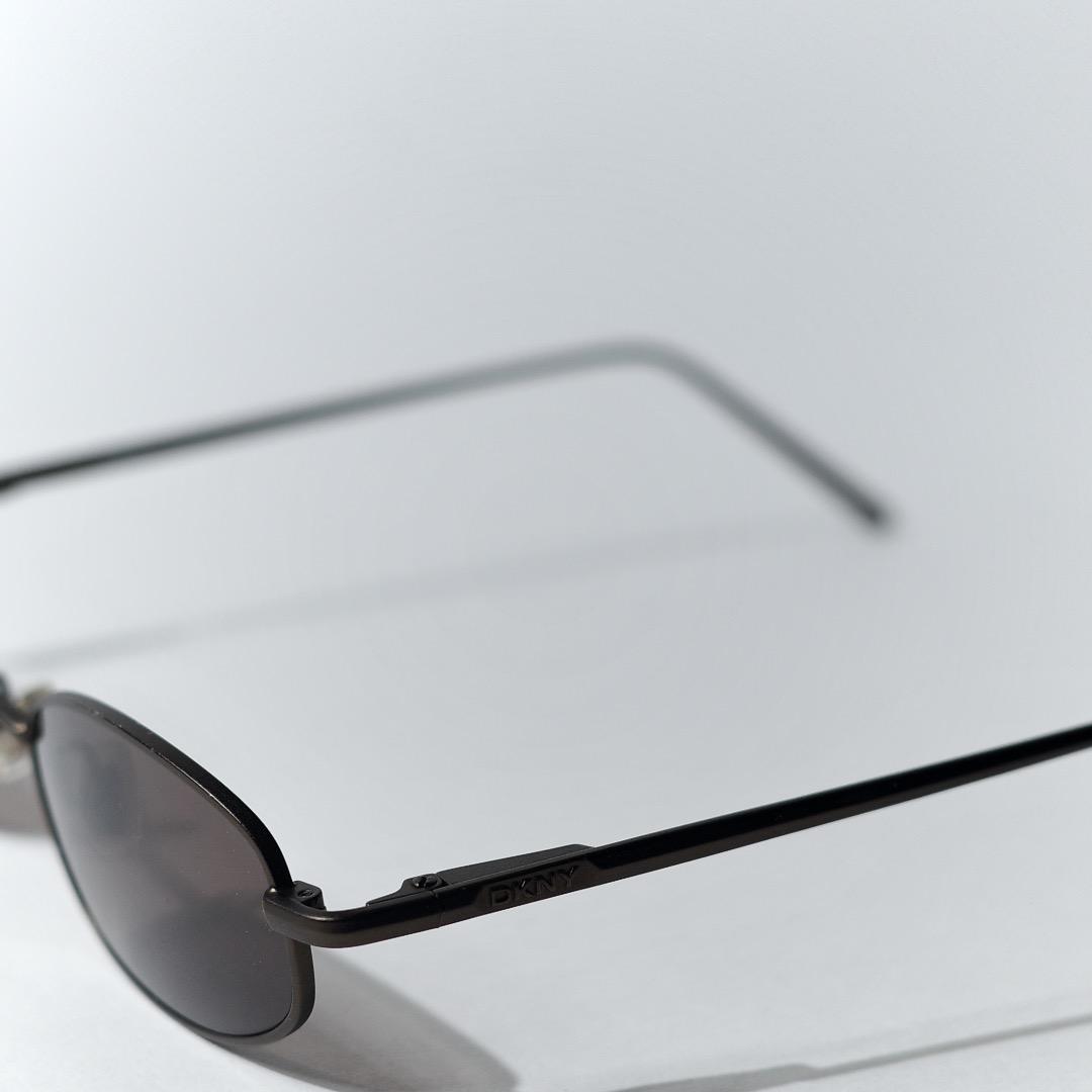 \"DKNY\" OVAL SUNGLASSES サングラス メガネ